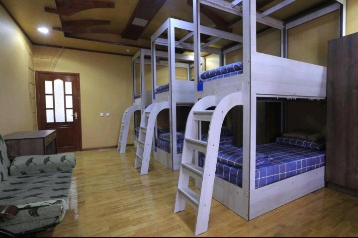 Yellow Hostel Dushanbe Exterior photo