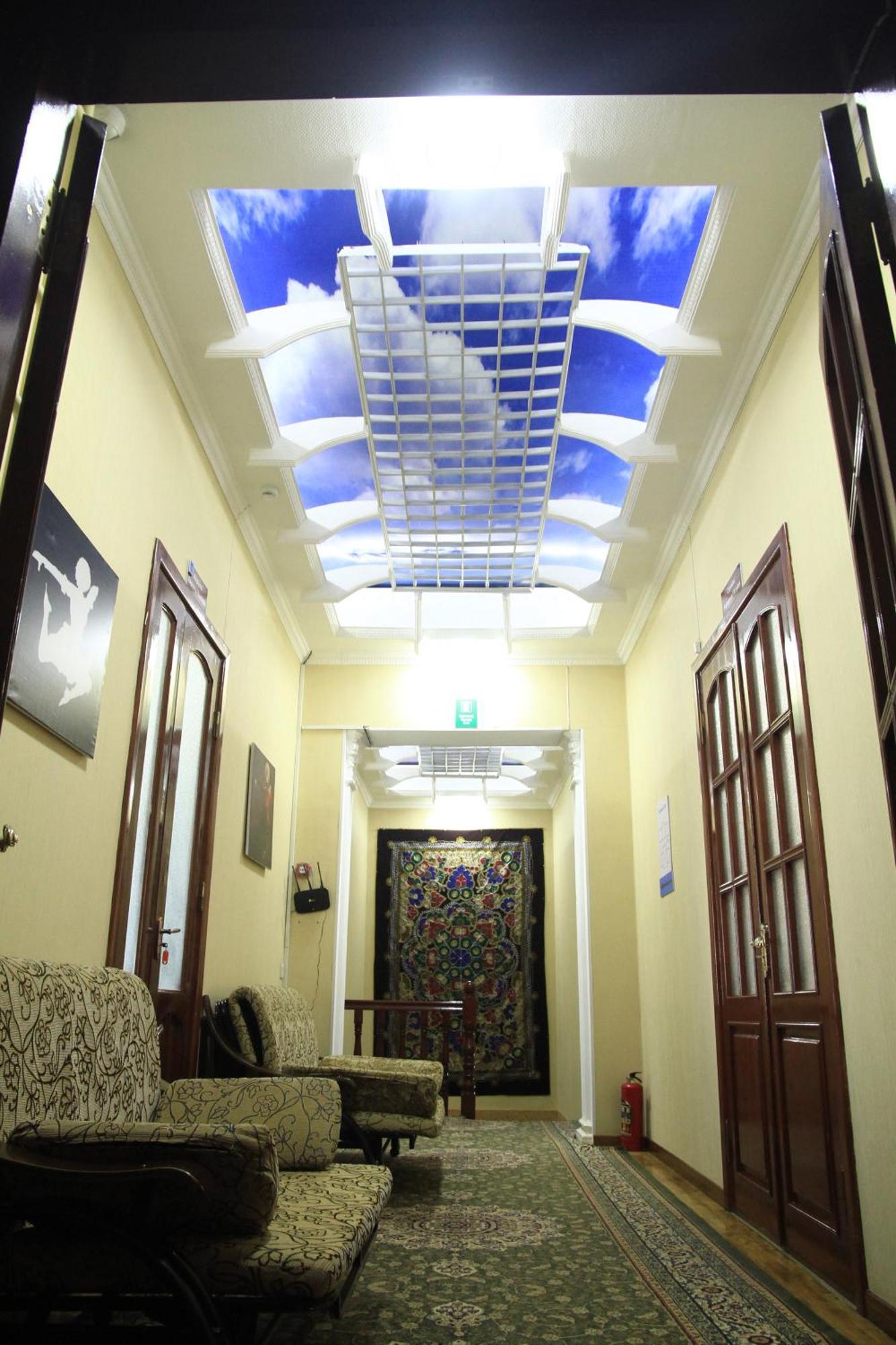Yellow Hostel Dushanbe Exterior photo