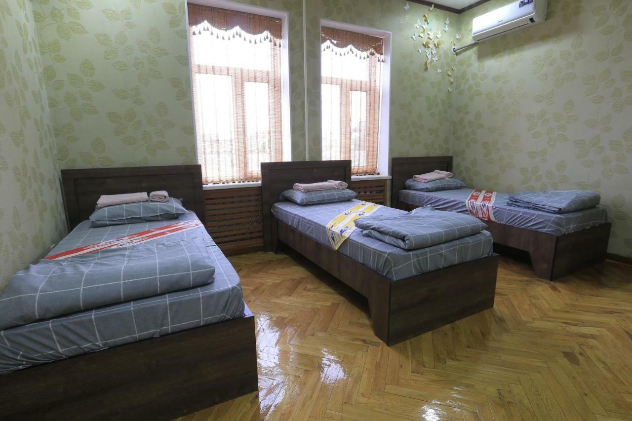 Yellow Hostel Dushanbe Exterior photo