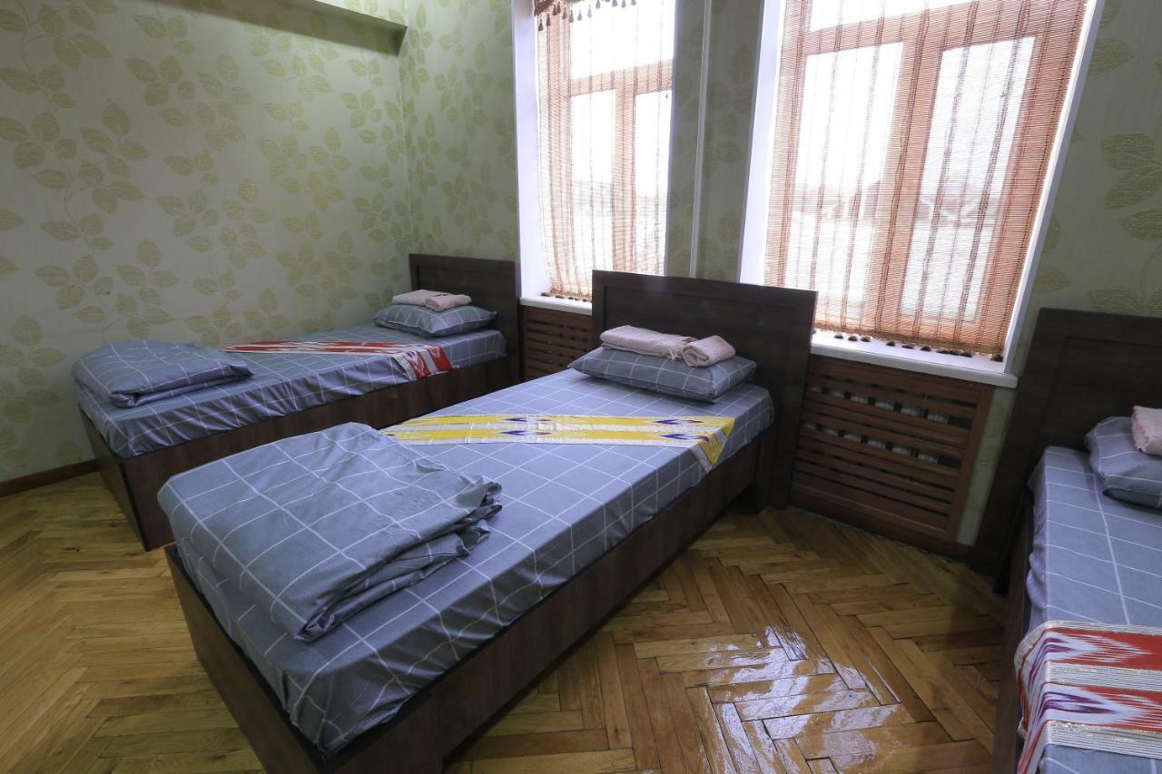 Yellow Hostel Dushanbe Exterior photo